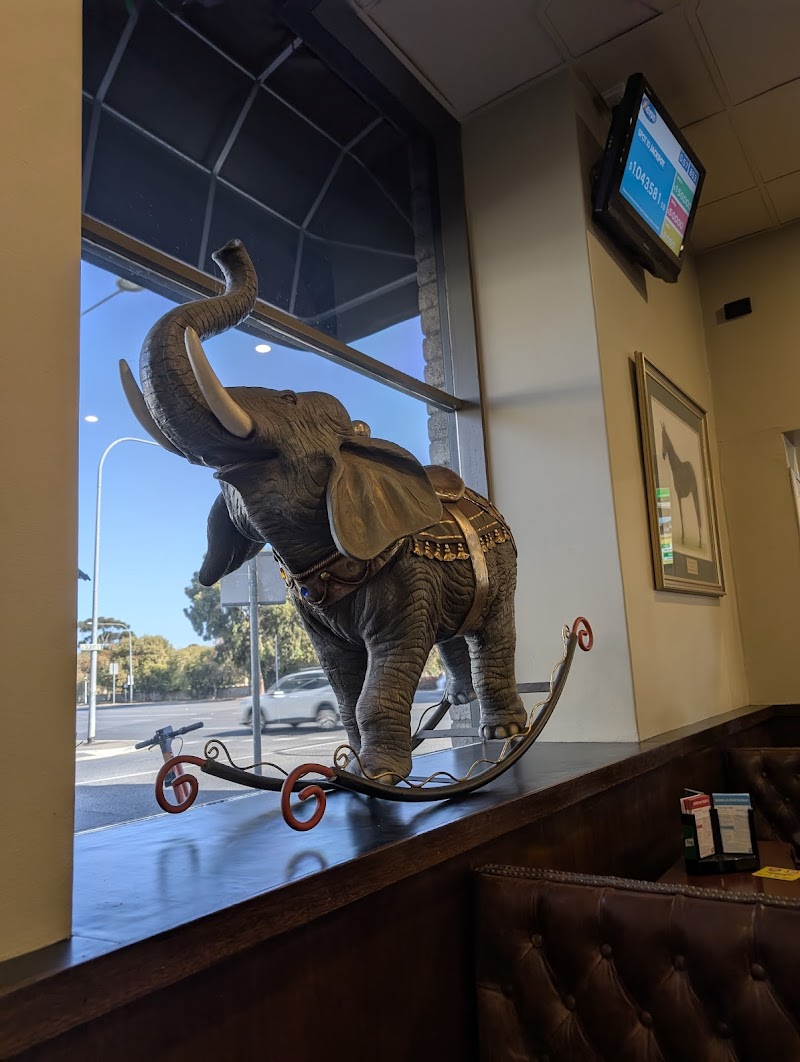 Elephant & Castle Hotel photo 4