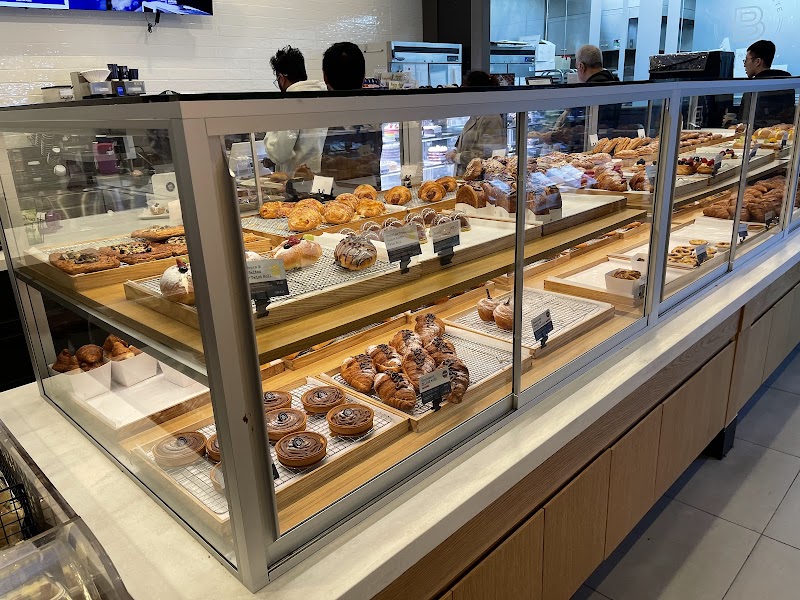 Paris Baguette photo 2