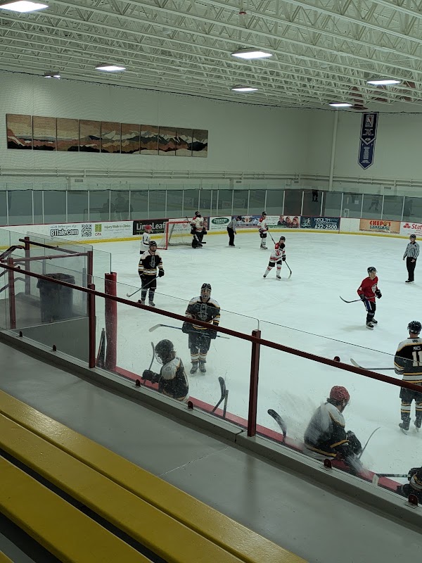 Harry J. McDonald Memorial Center exterior — Eagle River, United States
