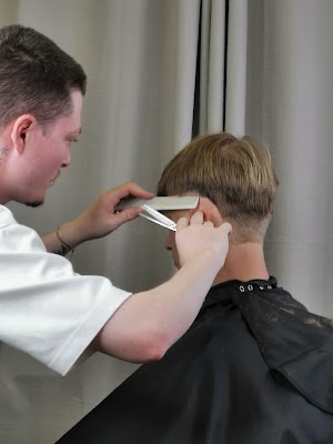 Barber Wooski photo 2