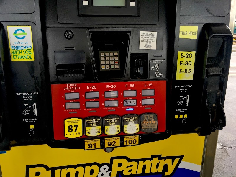 Pump & Pantry photo 4