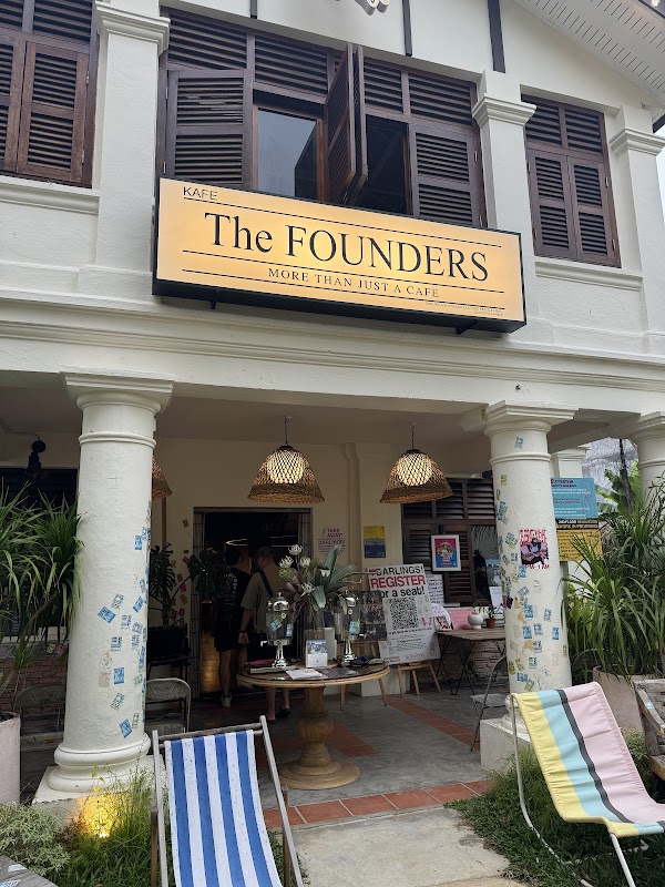 The FOUNDERS Hutton - Photo 1