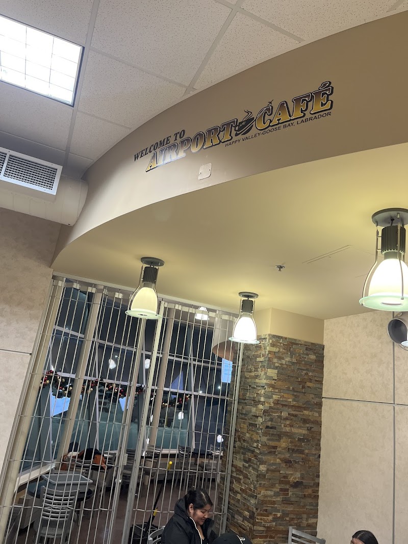 Le Airport Cafe photo 4