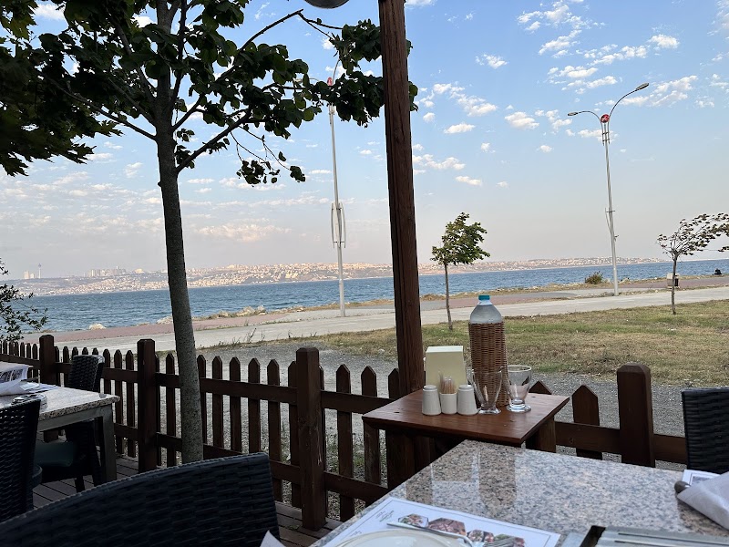 Batı Garden Cafe & Restaurant Mimaroba - Büyükçekmece Restoran