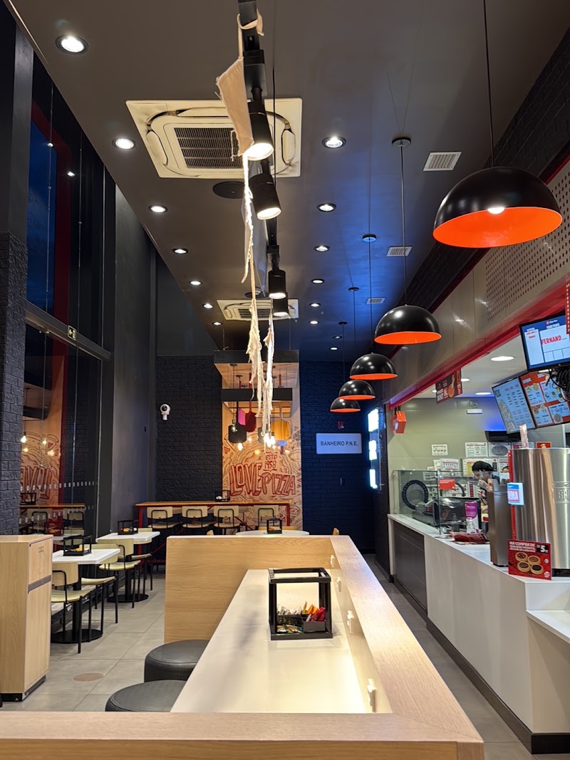 Foto de Pizza Hut - Juvevê