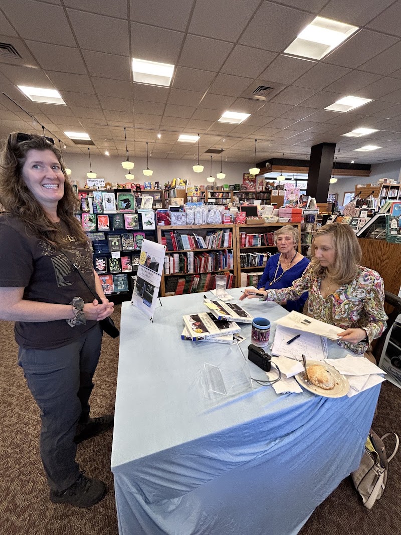 Watermark Books & Cafe photo 2