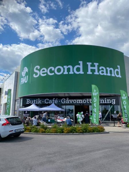 PMU Second Hand Café