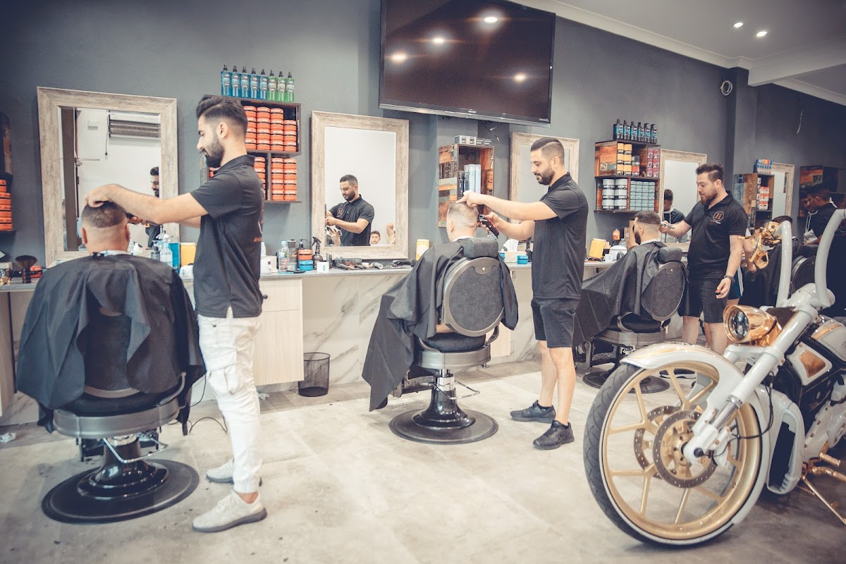 H Barbers photo 1