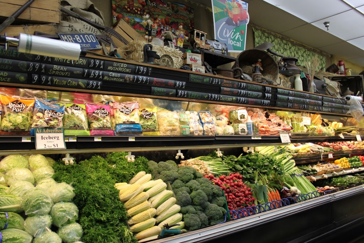 Beverly Hills Market & Deli: Google Places image 3