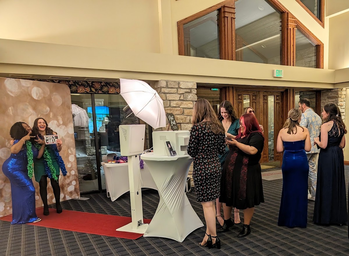 Reflectionz Photo Booth Rentals: Google Places image 2