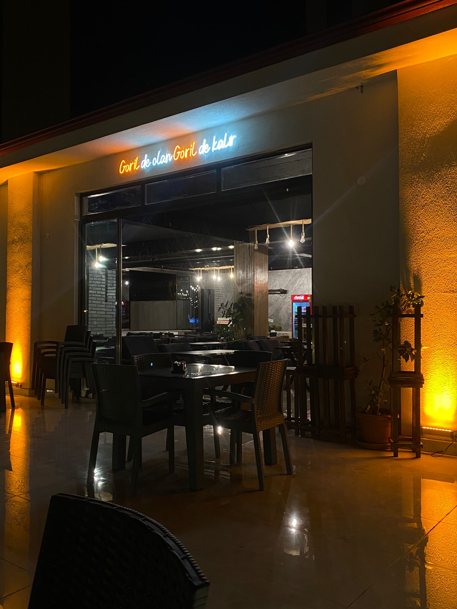GORİL CAFE BİSTRO mekanı