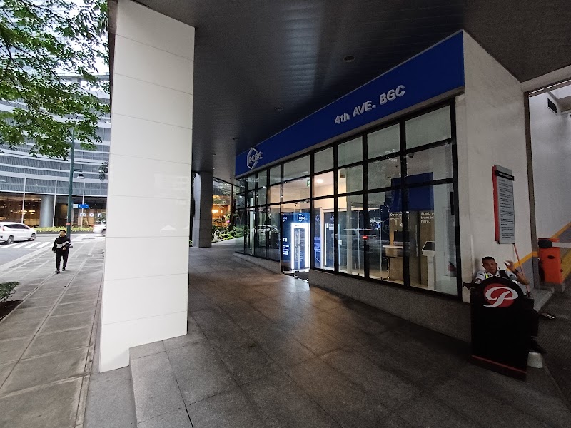 RCBC BRANCH - 4TH AVE. BGC