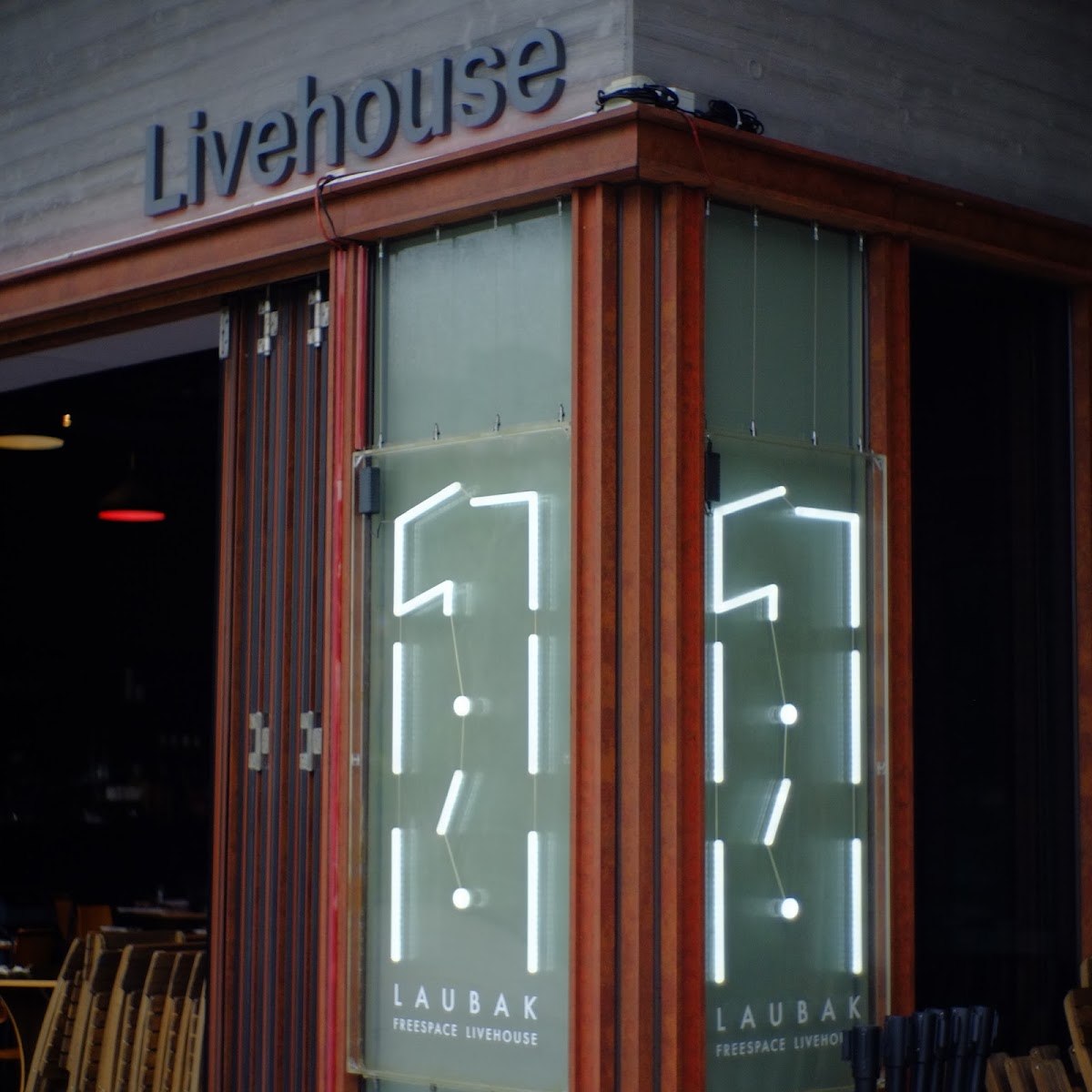 Lau Bak Livehouse photo 1