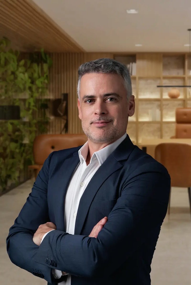 Dr. David Sosa - Psiquiatra Botafogo | Instituto InMind