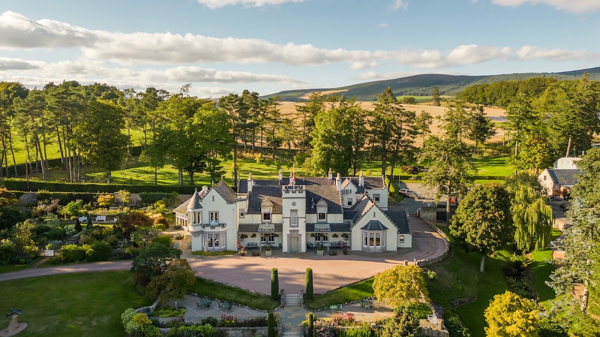 Douneside House, dog-friendly hotel in Scottish Highlands