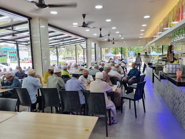 Restoran Nasi Kandar Hj Sharfuddin - Photo 1