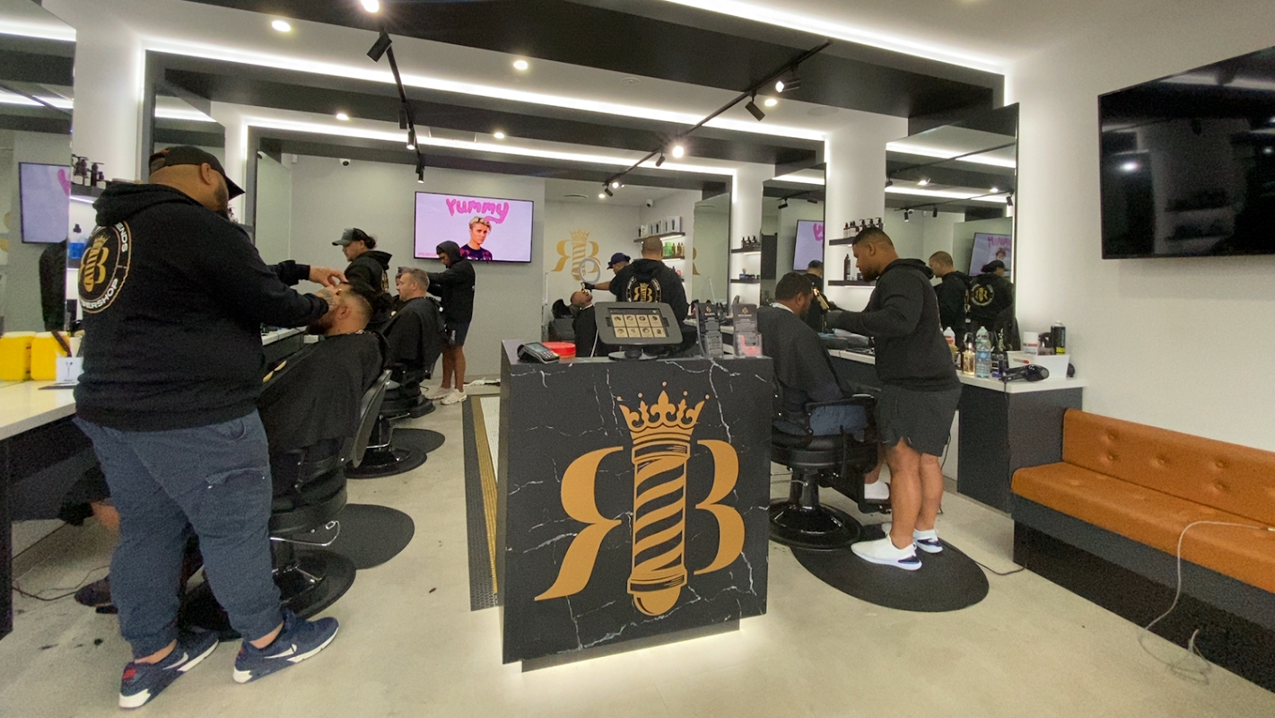 Royal Blends Barbershop Campbelltown photo 1