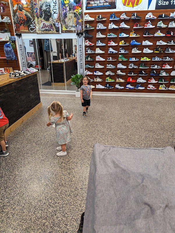 Tanger Outlets Charleston photo 4