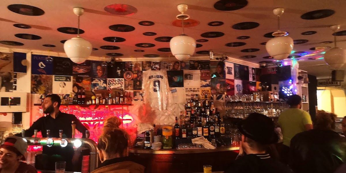 Olympic Café, vue extérieure