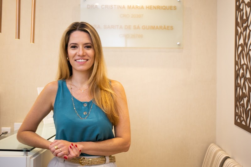 Dra Sarita Guimarães Ortodontista - Ortodontia e Invisalign em Largo do Machado / RJ