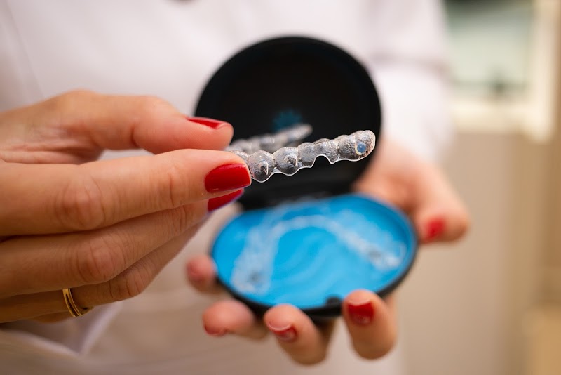 Dra Sarita Guimarães Ortodontista - Ortodontia e Invisalign em Largo do Machado / RJ - foto 2