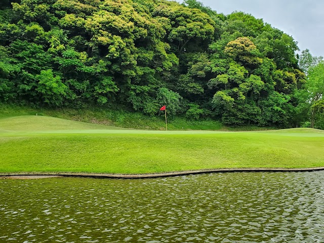 Higashishō Golf Club - Photo 1