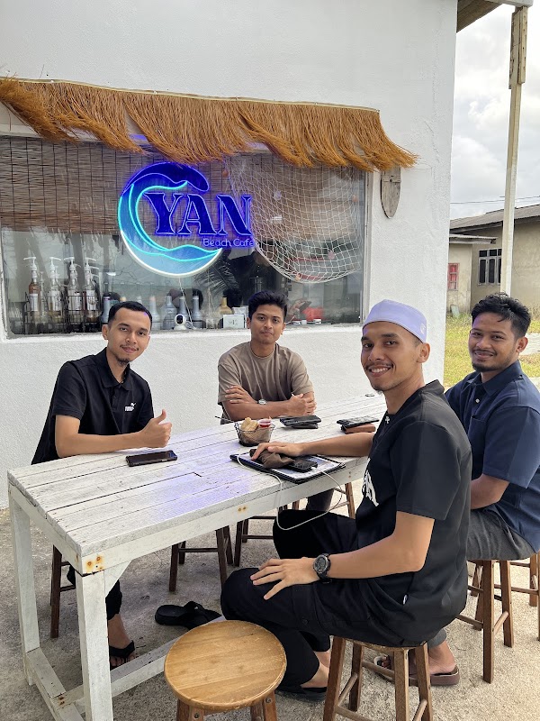 Yan Beach Cafe - Photo 1