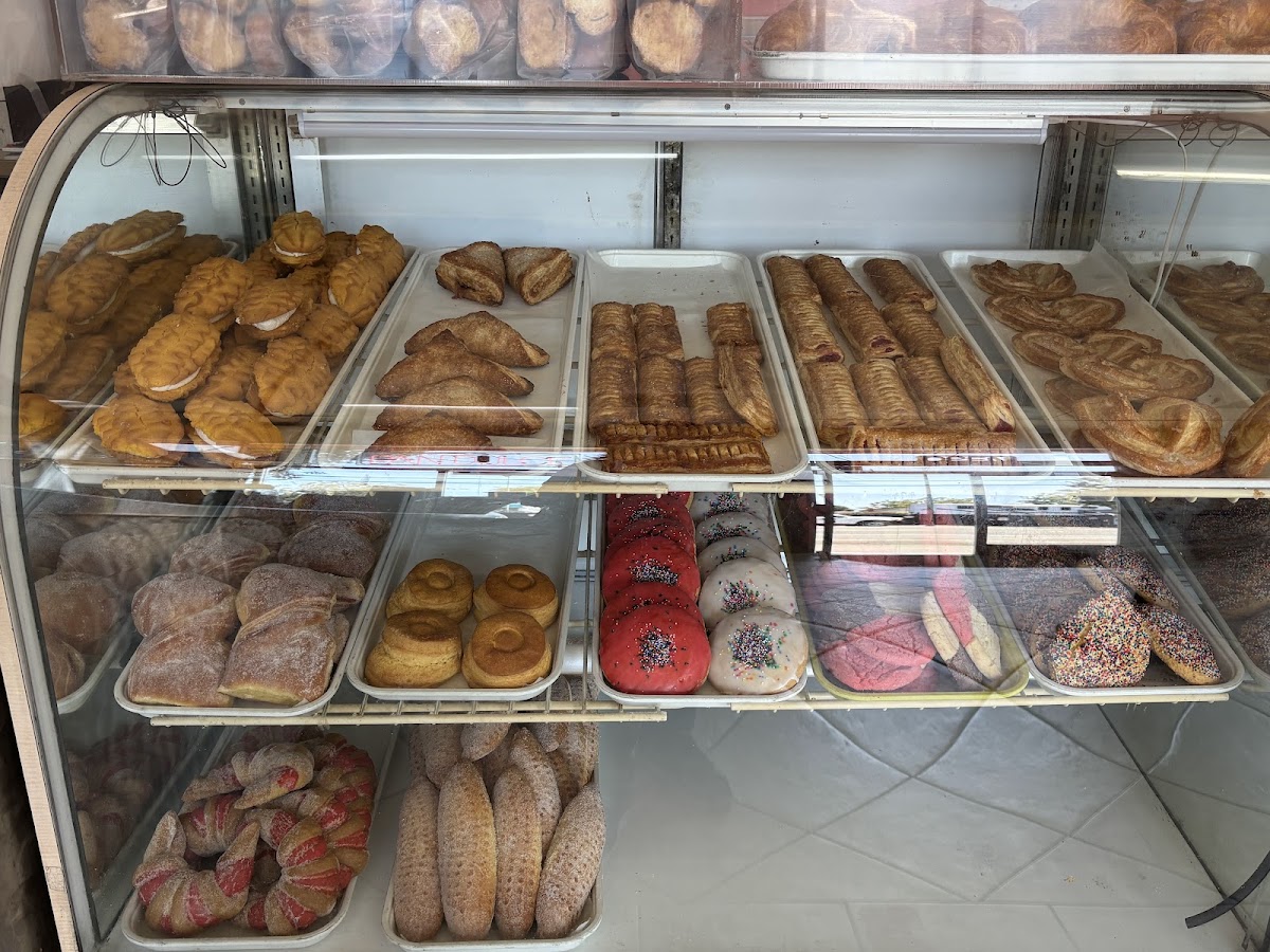 Bui Phong Bakery: Google Places image 4