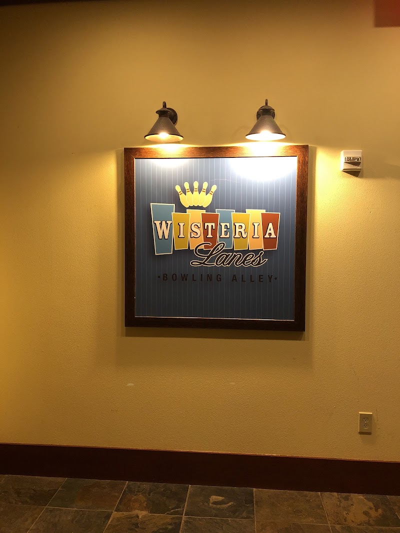 Wisteria Lanes photo 5