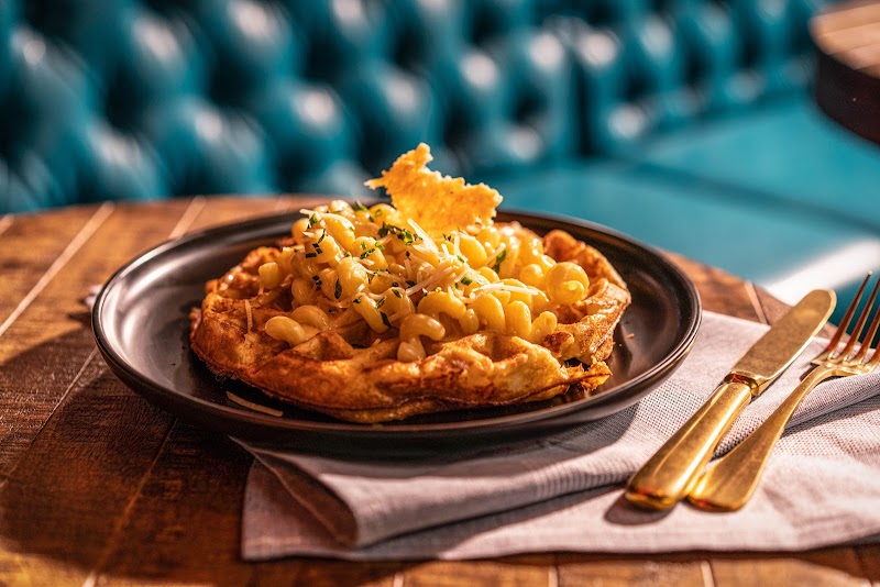 Social Misfits photo 3