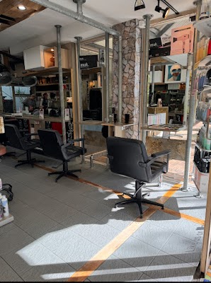 Smyths inc. Hairdressing photo 3