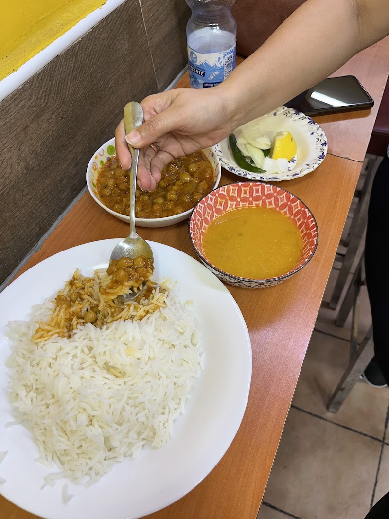 Asian Halal Fast Food photo 2