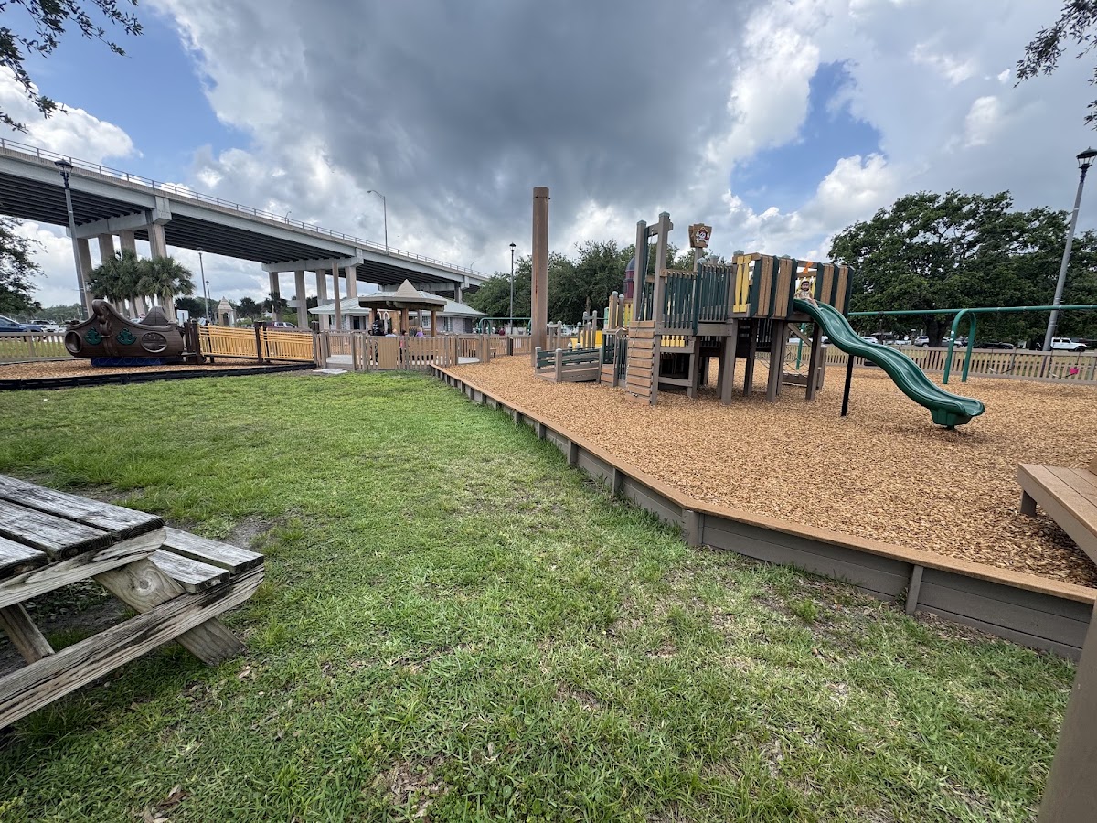 Kids play area and Boardwalk