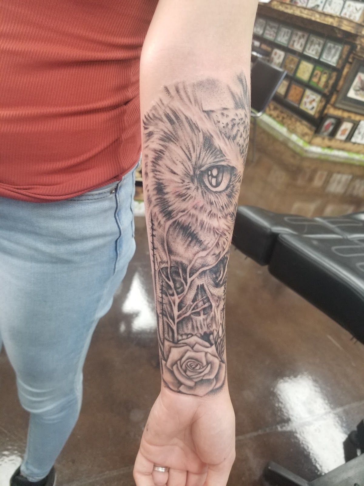 Double Down Tattoo and Body Piercing — tattoo studio near Glendale