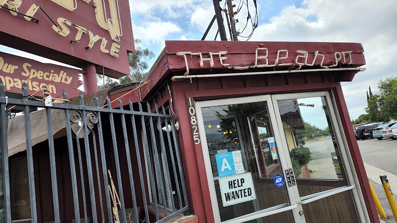 The Bear Pit Bar-B-Q Restaurant