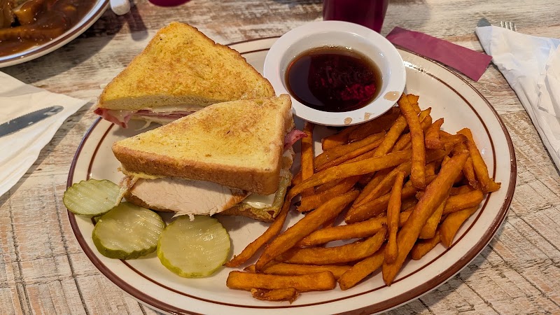 Honey Bee Cafe photo 3
