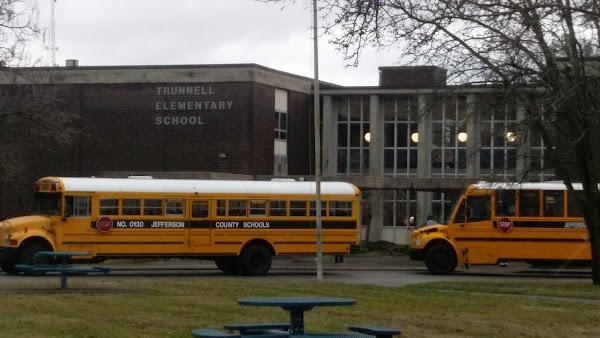 TRUNNELL ELEMENTARY SCHOOL exterior