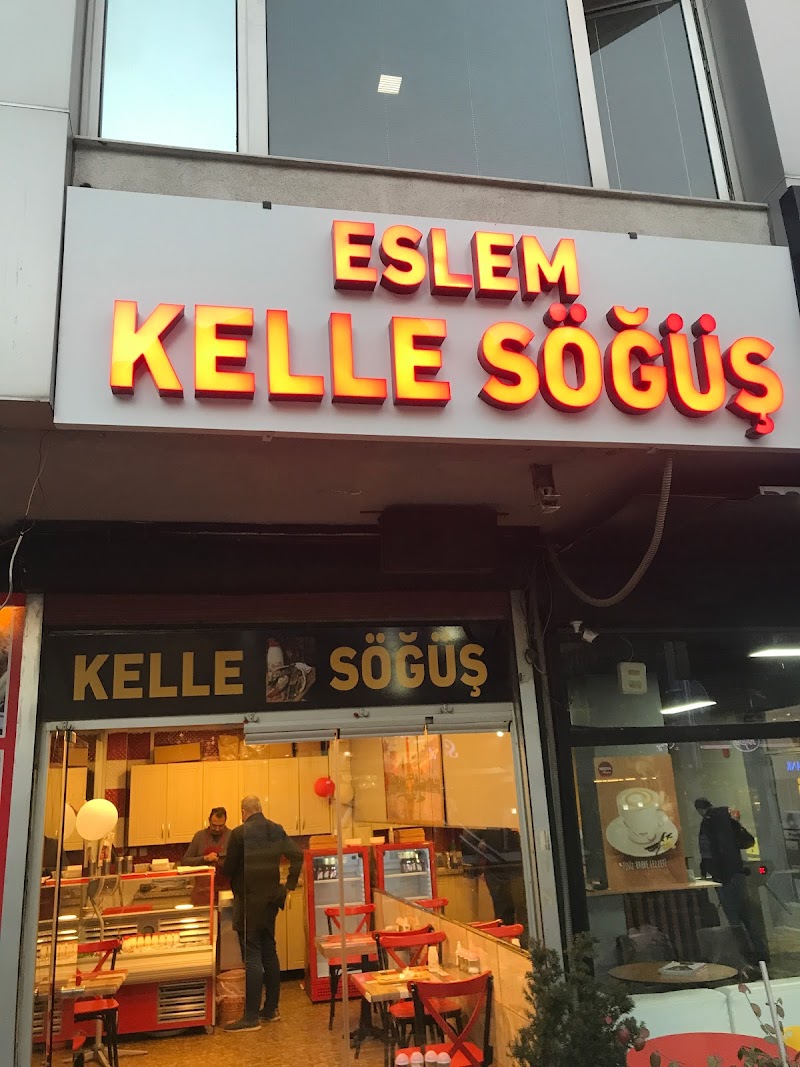 Eslem Söğüş Bakırköy TÜRKİYENİN EN GENÇ SÖĞÜŞÇÜSÜ - Bakırköy Restoran