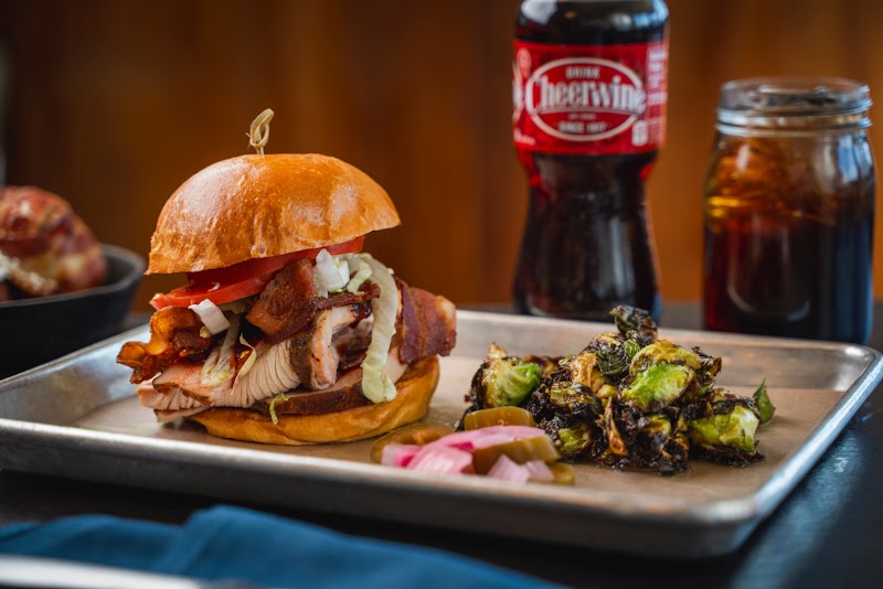 Poogan's Smokehouse photo 5