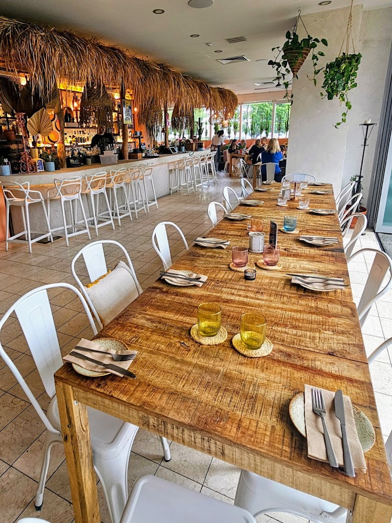 NUDE AMIGOS BROADBEACH photo 7