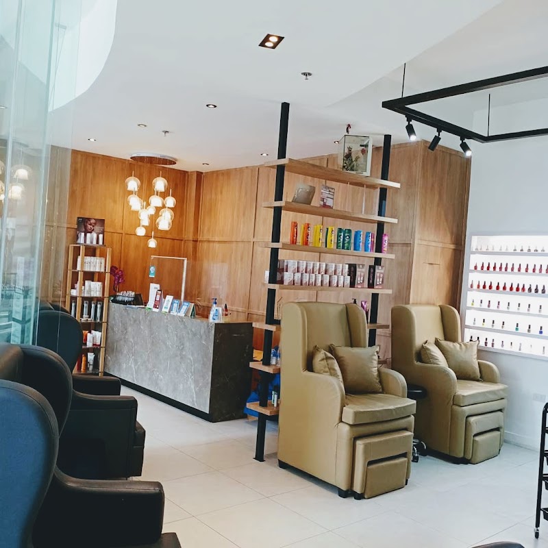 David's salon McKinley hill