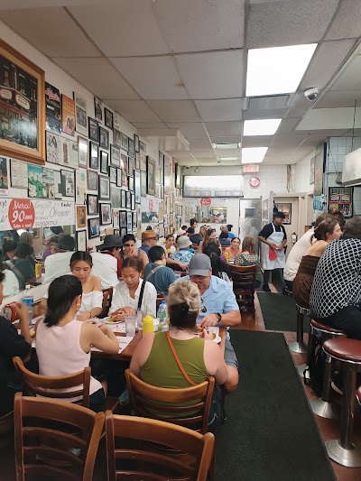 Schwartz's Deli photo 5