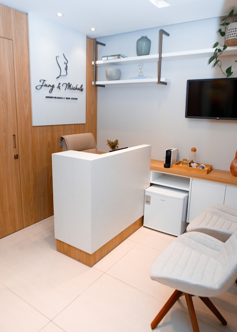 Jung & Michels Odontologia e Harmonização Orofacial - foto 2