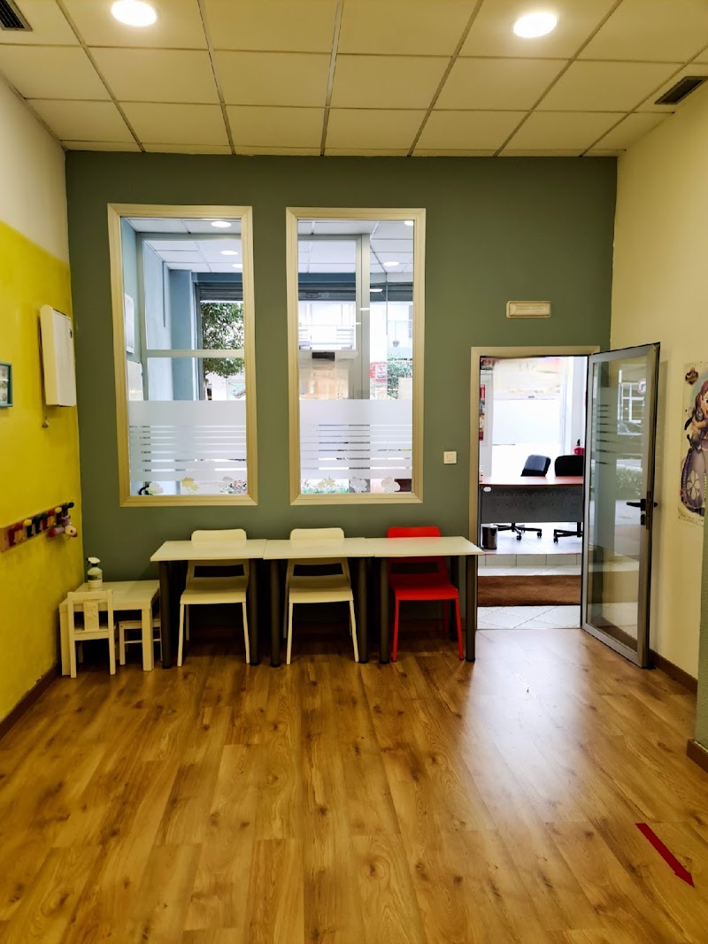 Academia Camelias photo 2