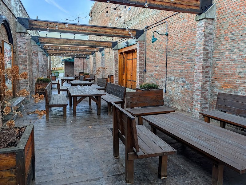 Fresh Grounds Coffeehouse & Cafe photo 3