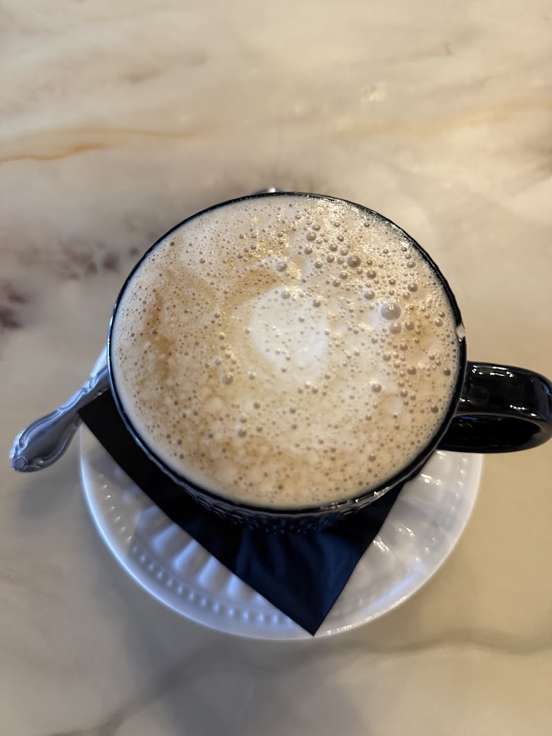 Mix and Mingle Coffee Lounge photo 4