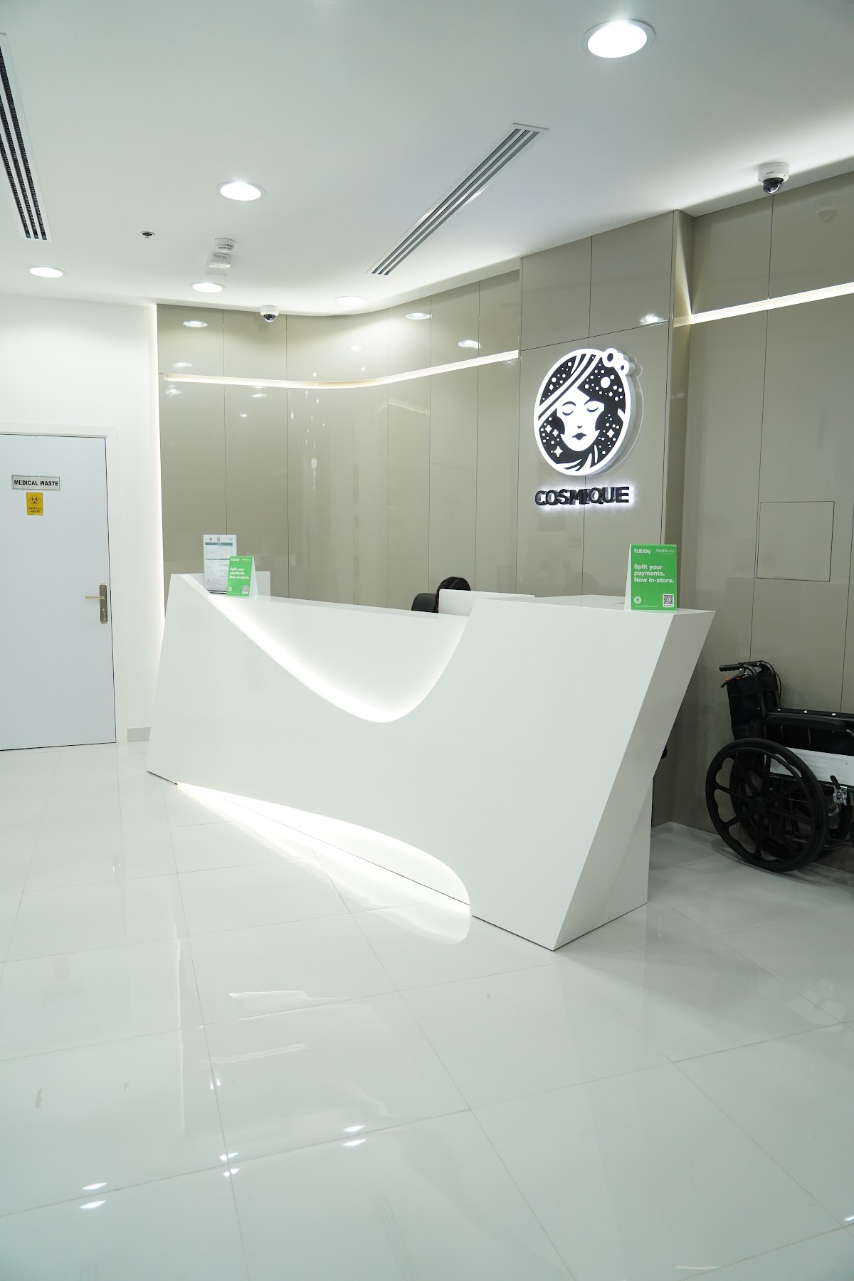 Cosmique Aesthetics and Dermatology Clinic 2