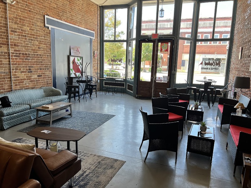 The Red Cardinal Coffee & Shakes photo 1