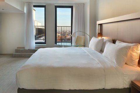 Courtyard by Marriott Brussels hero