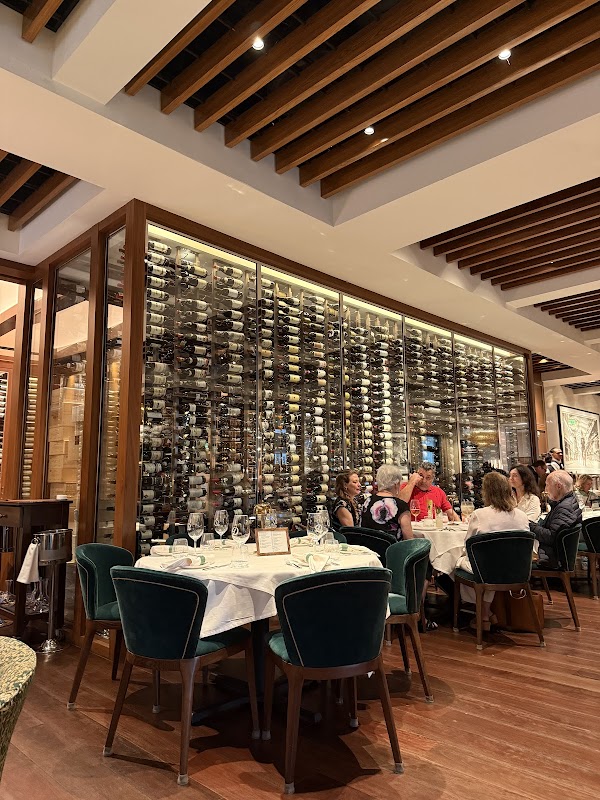 Daniel's Miami photo 2